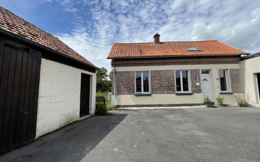 Charmante maison de village (110m2) à CHIPILLY