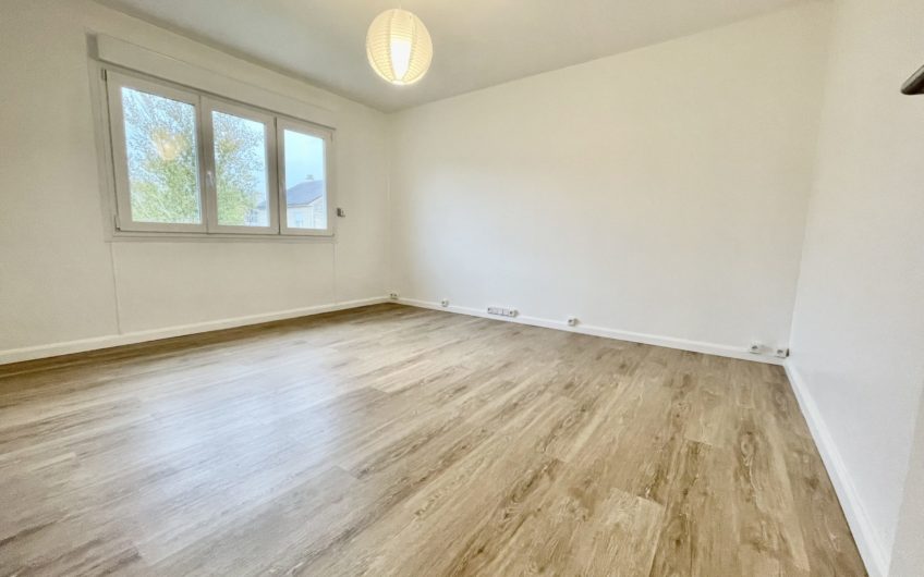 Maison AMIENS SUD 82m2 3 chambres, jardin et garage.