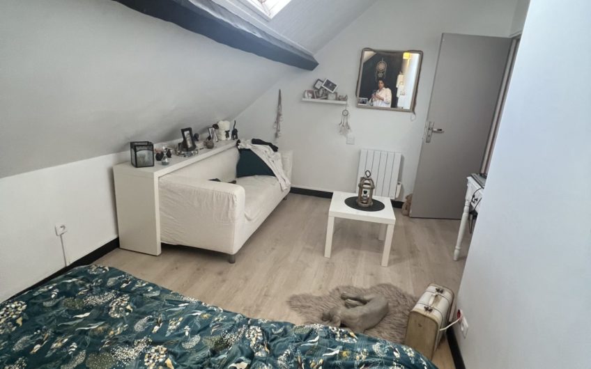 Maison de ville  de 126m2, 3 chambres, terrasse, jardin, box.
