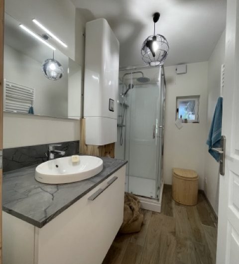 Maison Amiénoise de 103m2 (3 chambres) ,plus studio indépendant de 34m2, jardin, Quartier St Honoré Amiens .