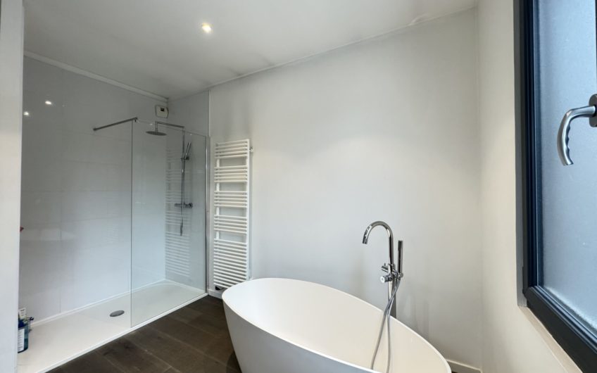 Magnifique maison avec jardin et garage à Amiens