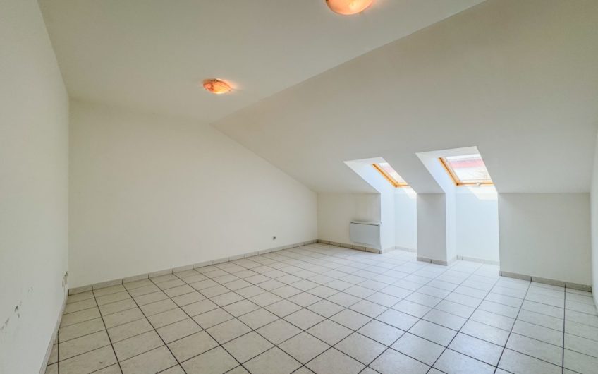 Appartement T3  2 chambres place de parking