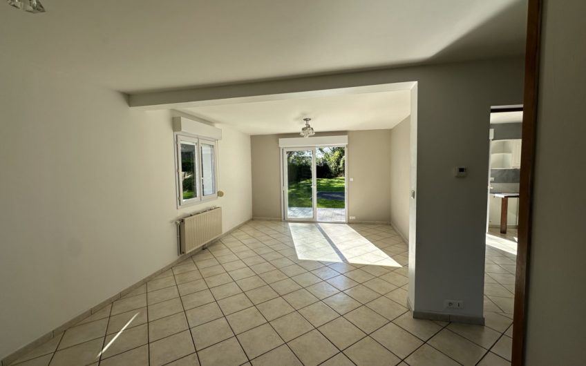 YZEUX – AU NORD-OUEST D’AMIENS MAISON JARDIN