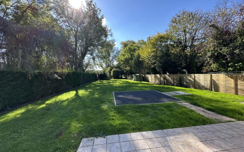 YZEUX – AU NORD-OUEST D’AMIENS MAISON JARDIN