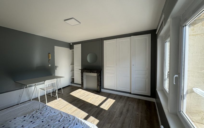 Studio meublé à Saint Anne.