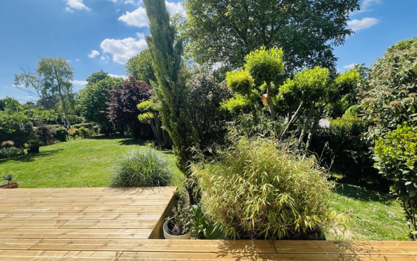 Maison contemporaine  150 m2 DURY proche CHU 3 chambres terrasse sous-sol jardin