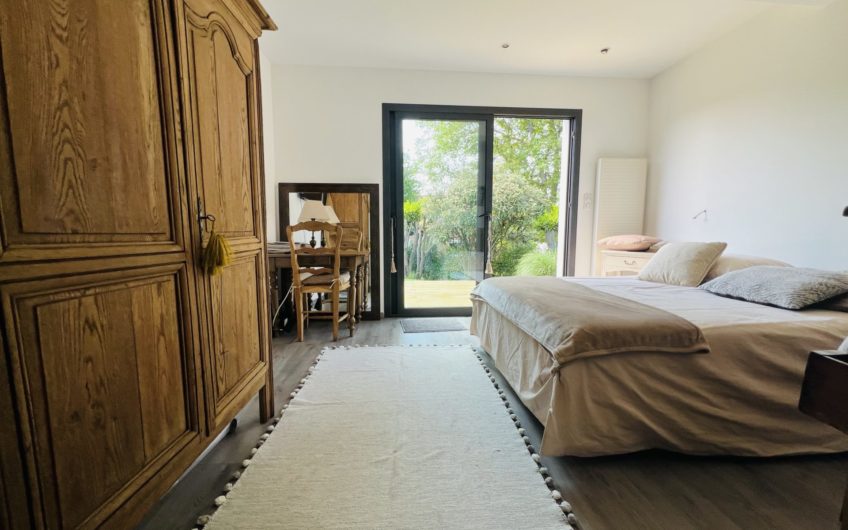 Maison contemporaine  150 m2 DURY proche CHU 3 chambres terrasse sous-sol jardin