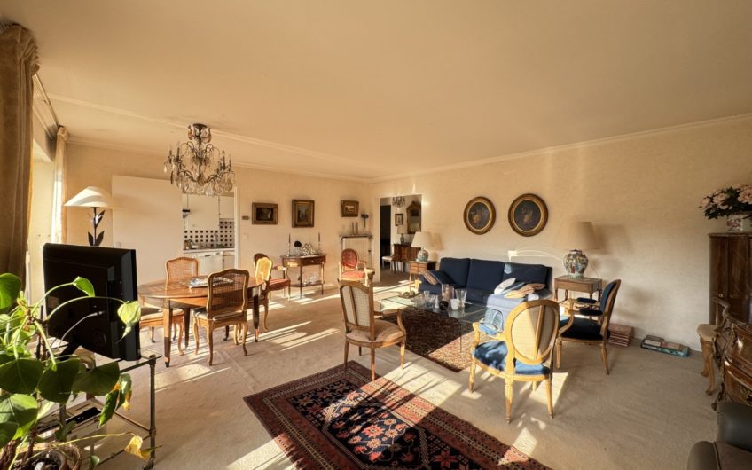 Appartement spacieux avec ascenseur – Quartier prisé Henriville