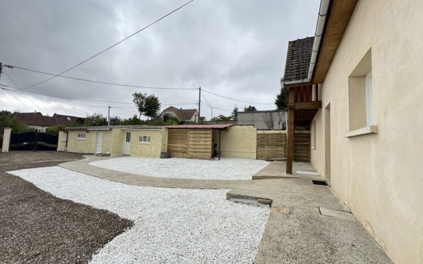 Maison avec jardin et garage – Blangy-Tronville