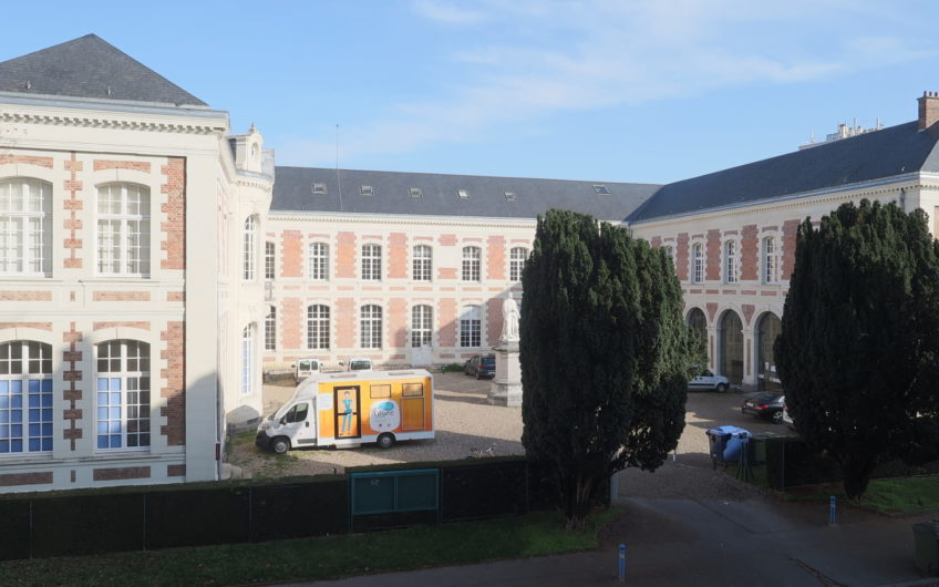 2 studios idéalement placés en centre ville