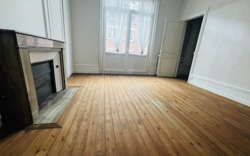 Saint Anne Maison bourgeoise de 260 m2 6 chambres Cour