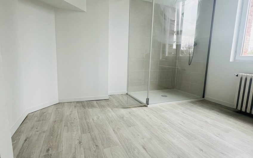 Saint Anne Maison bourgeoise de 260 m2 6 chambres Cour