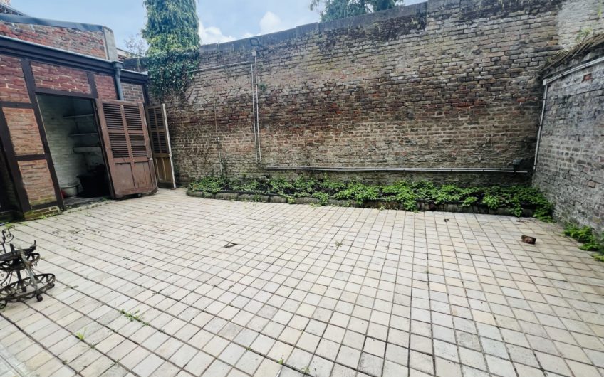 Saint Anne Maison bourgeoise de 260 m2 6 chambres Cour