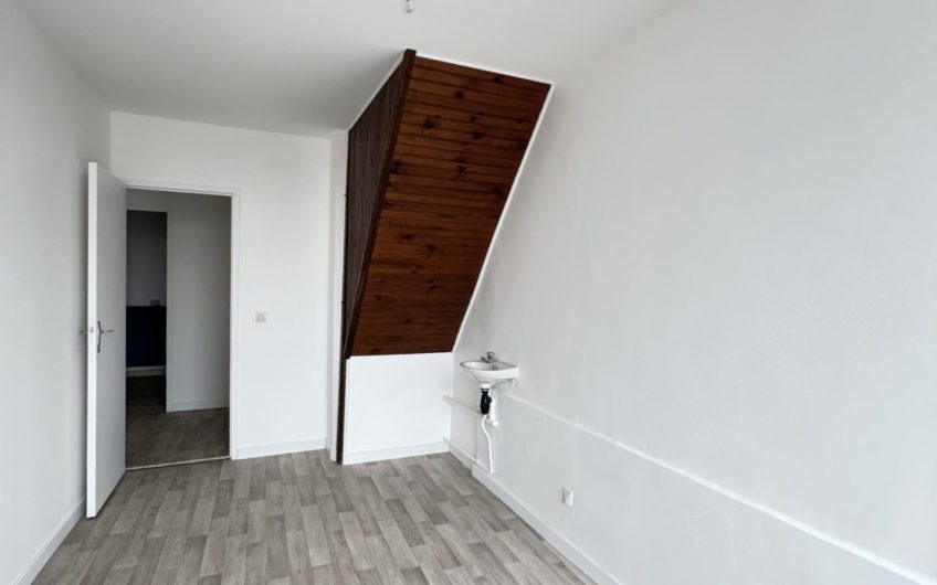 AILLY-SUR-SOMME, local Pro / Co + appartement,