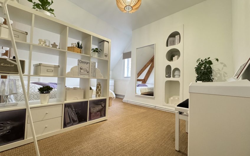 Allonville, maison avec jardin et dépendances