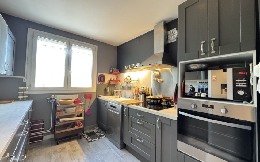 Amiens Sud/Est, Appartement avec ascenseur, balcon et parking