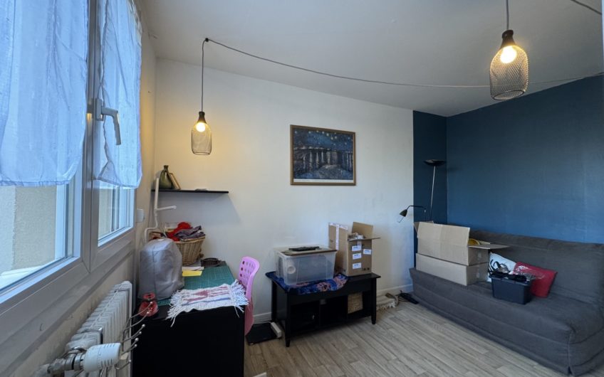 Amiens Sud/Est, Appartement avec ascenseur, balcon et parking