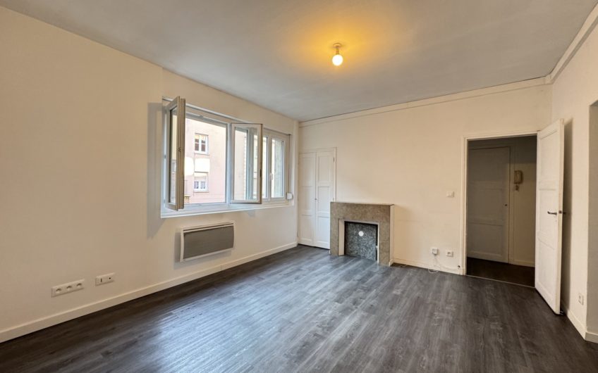 Centre-ville, T3 avec parking