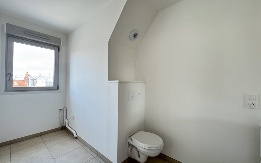 Studio récent proche du centre