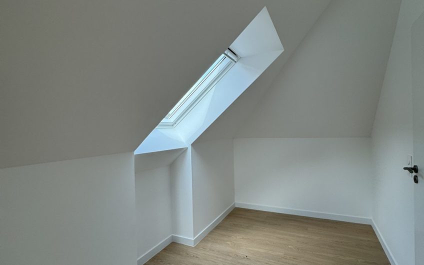 Studio récent proche du centre