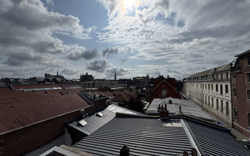 Studio récent proche du centre