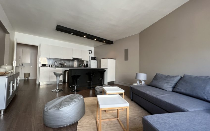 T2 en hyper centre avec parking