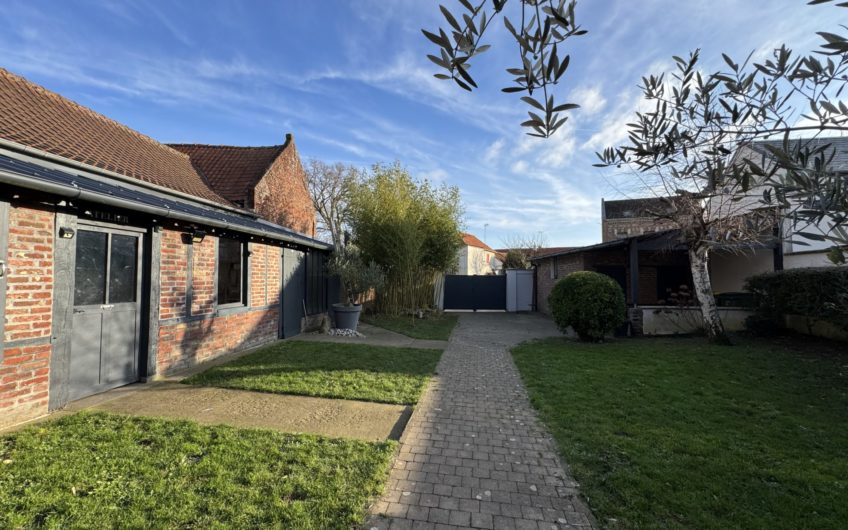 Allonville, maison avec jardin et dépendances