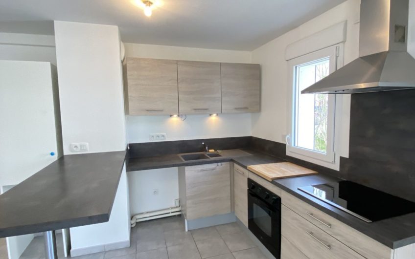 St Honoré, T3 avec balcon et grand garage