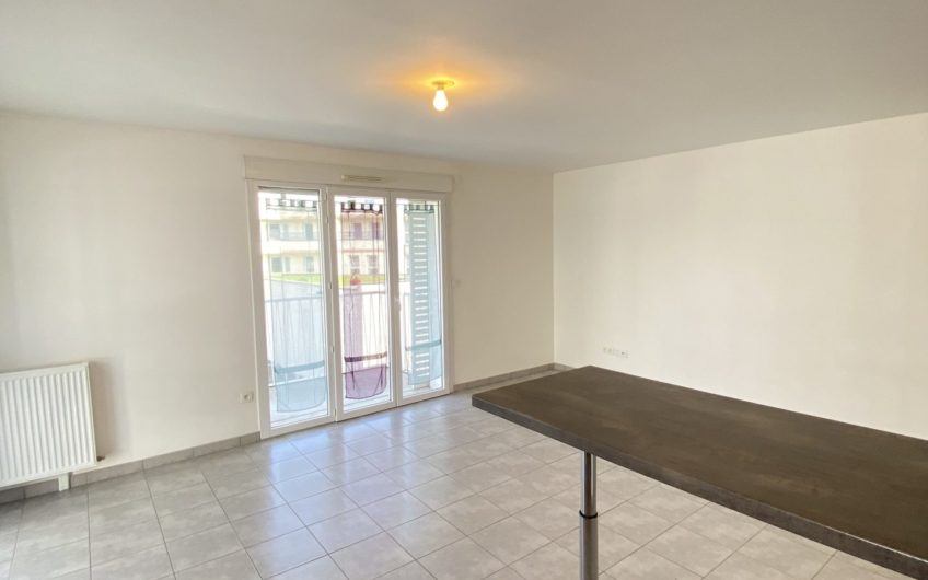 St Honoré, T3 avec balcon et grand garage