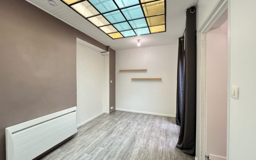 Studio avec cour proche du centre-ville