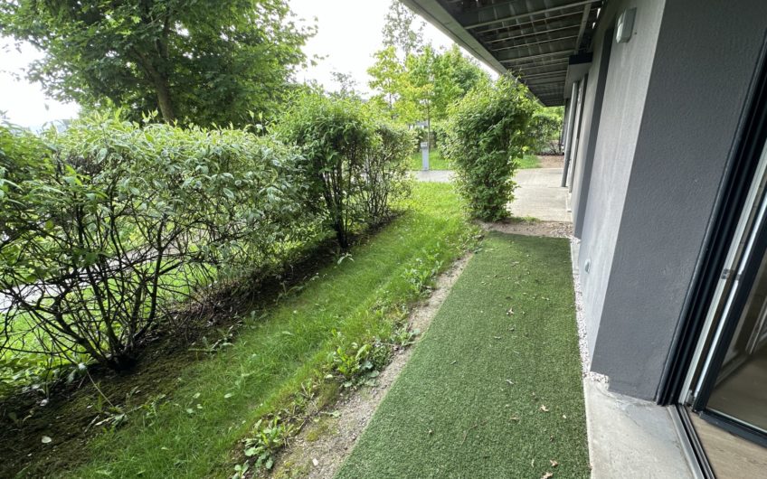 Grand studio avec parking à Amiens Sud