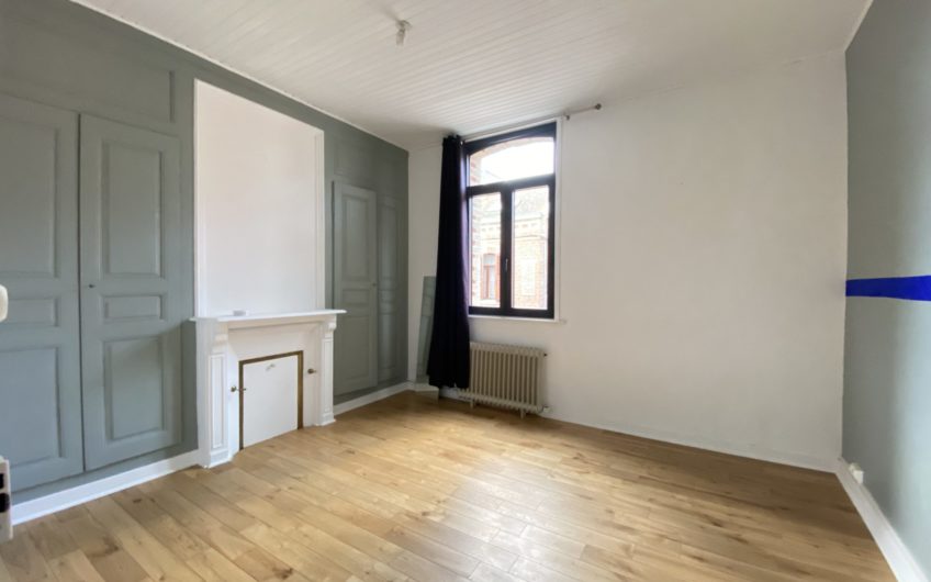 Amiénoise avec jardin à Sainte Anne