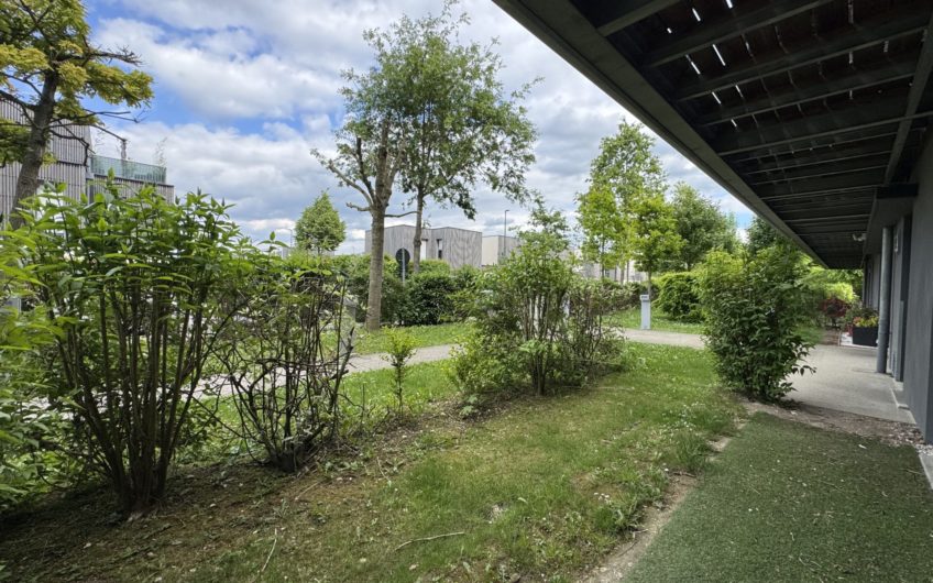 Grand studio avec parking à Amiens Sud