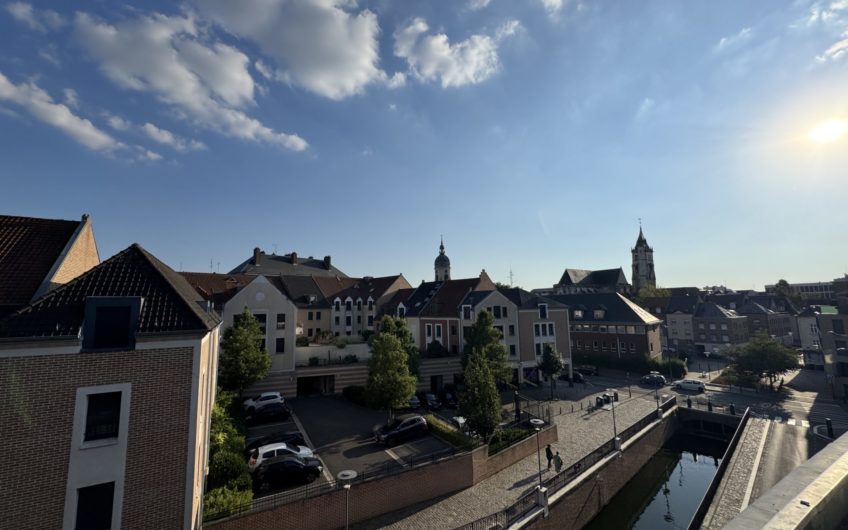 T1bis proche des Facultés Droit, Sciences, Citadelle