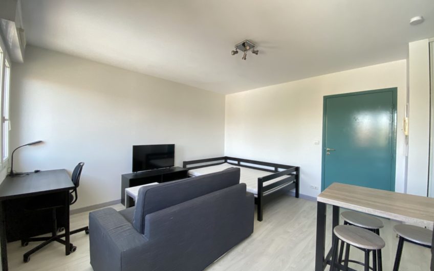 Studio meublé à Saint-Pierre